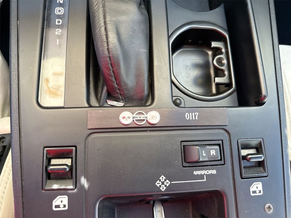 Used 1988 Chevrolet Corvette Coupe image 36