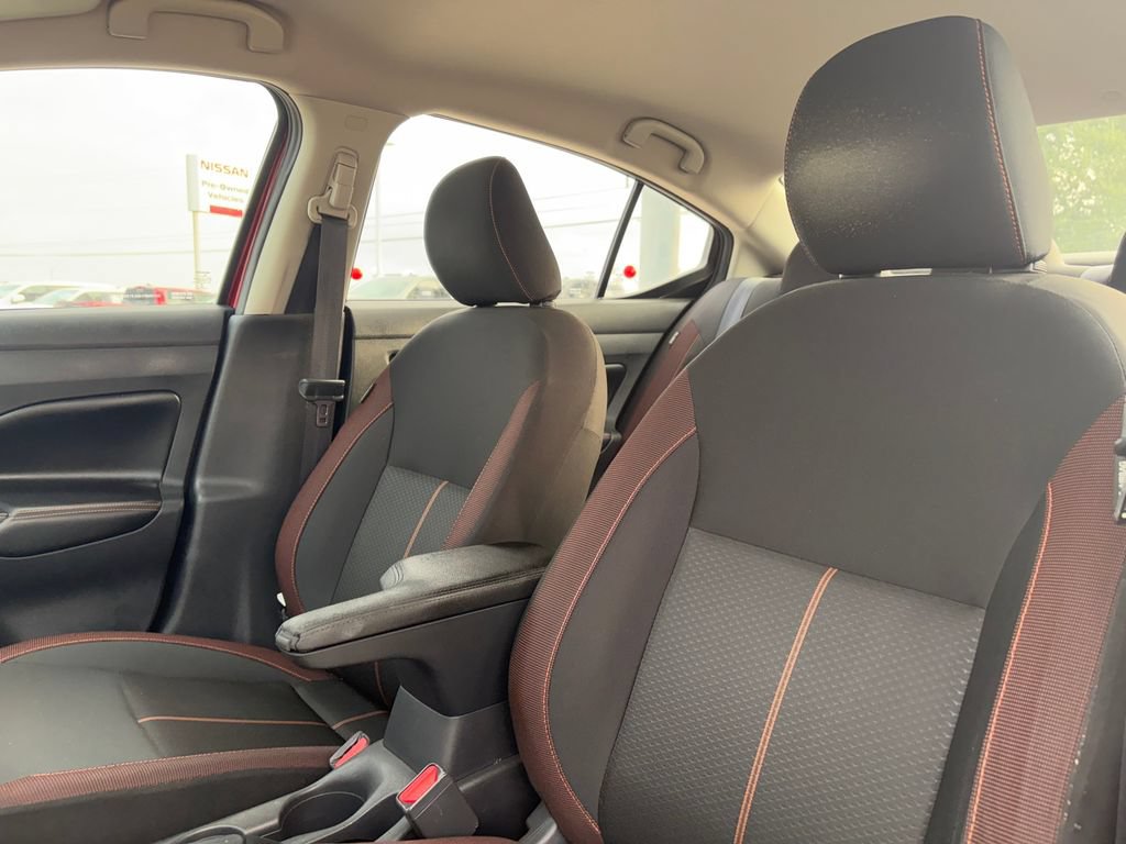 Used 2021 Nissan Versa SR FWD image 10