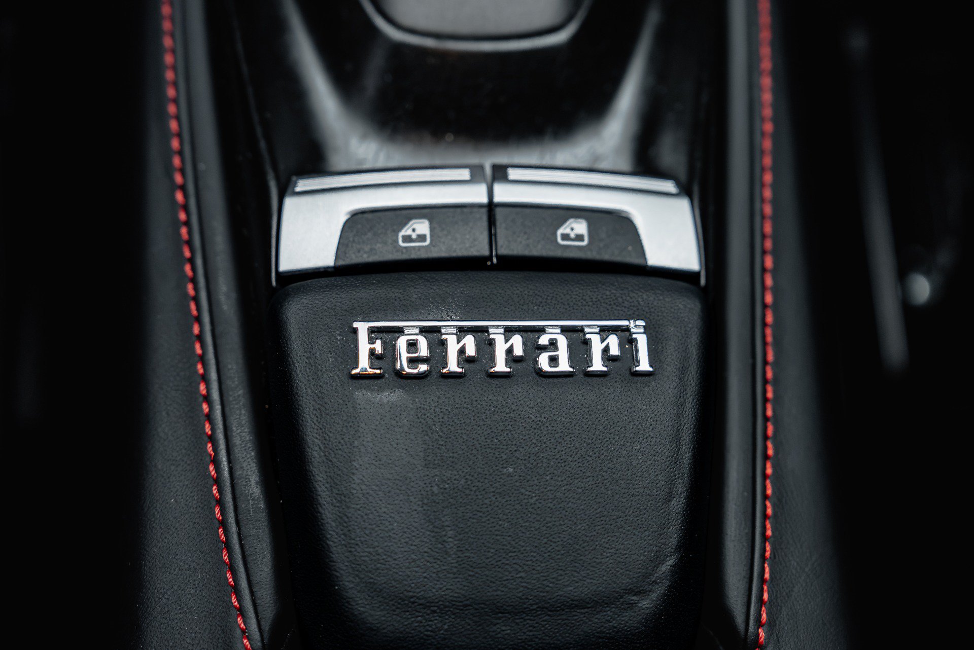 Used 2018 Ferrari 488 GTB RWD image 54