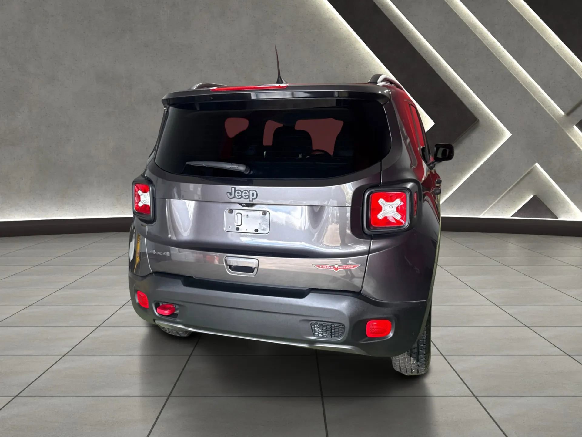 Used 2020 Jeep Renegade Trailhawk w/ Premium Leather Group AWD/4WD image 4