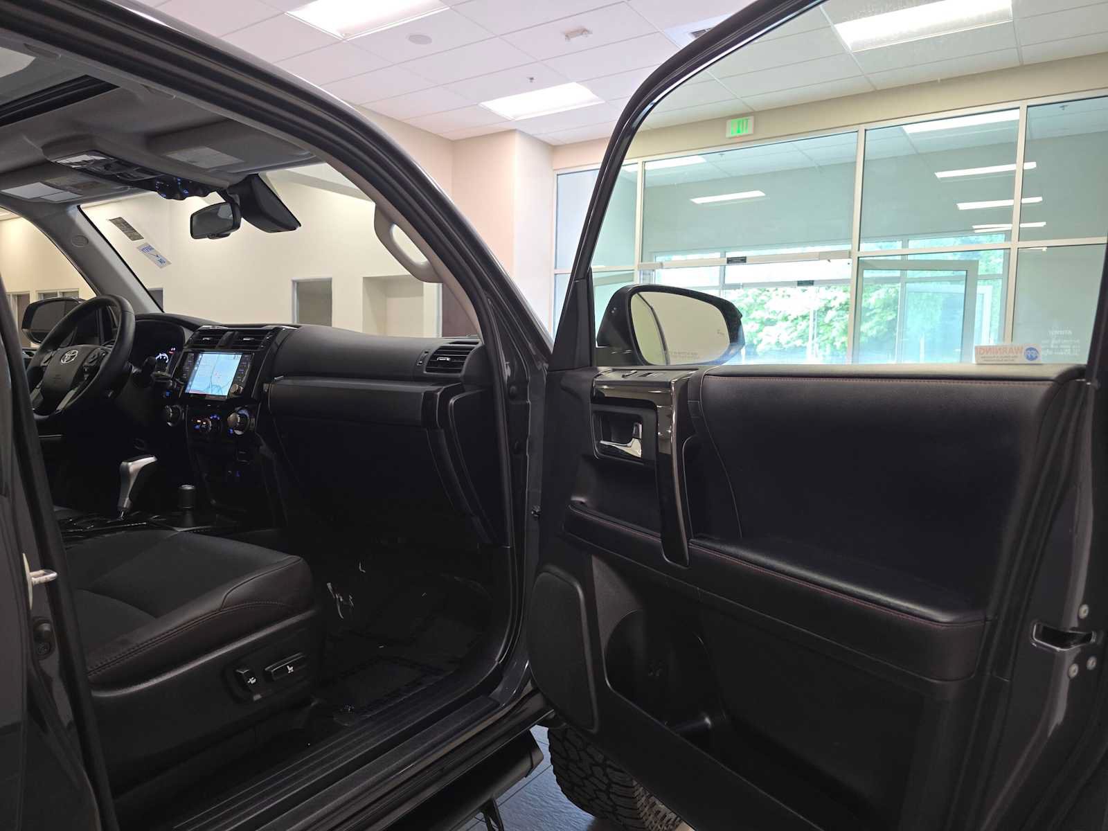 Certified 2024 Toyota 4Runner TRD Off-Road Premium w/ Moonroof Package AWD/4WD image 29