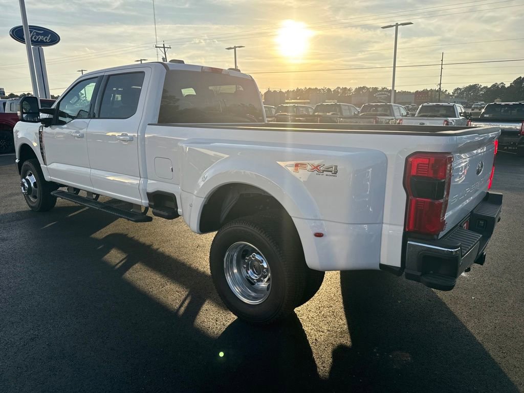 New 2026 Ford F350 XLT w/ XLT Premium Package image 5