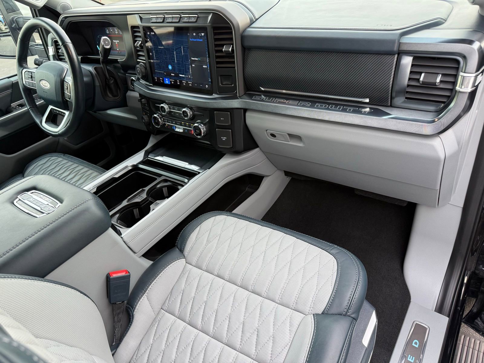 Used 2023 Ford F450 Limited w/ FX4 Off-Road Package image 17