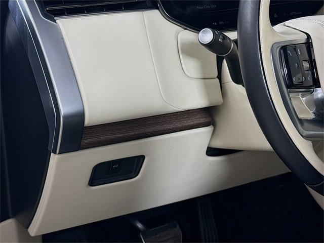 Certified 2023 Land Rover Range Rover Long Wheelbase Autobiography image 10