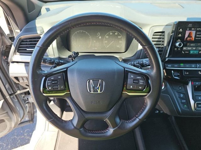 Used 2025 Honda Odyssey Sport-L image 11