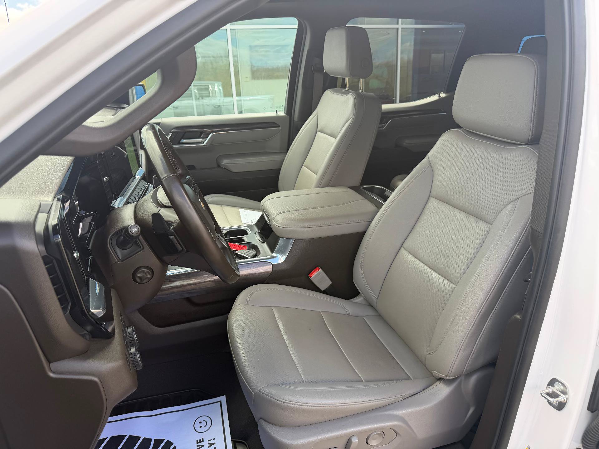 Certified 2024 Chevrolet Silverado 1500 LTZ w/ LTZ Convenience Package II AWD/4WD image 16