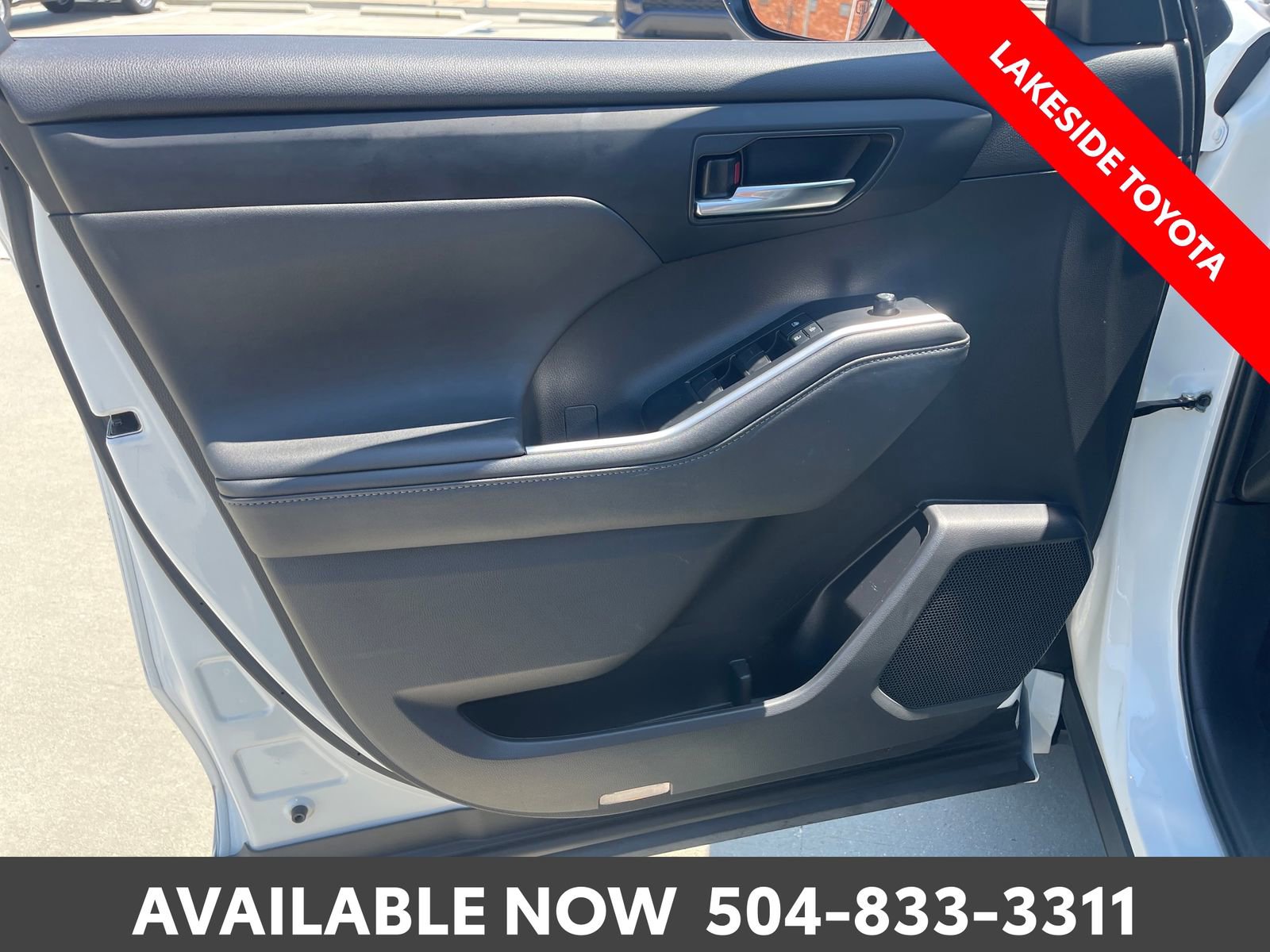 Used 2022 Toyota Highlander XSE FWD image 24