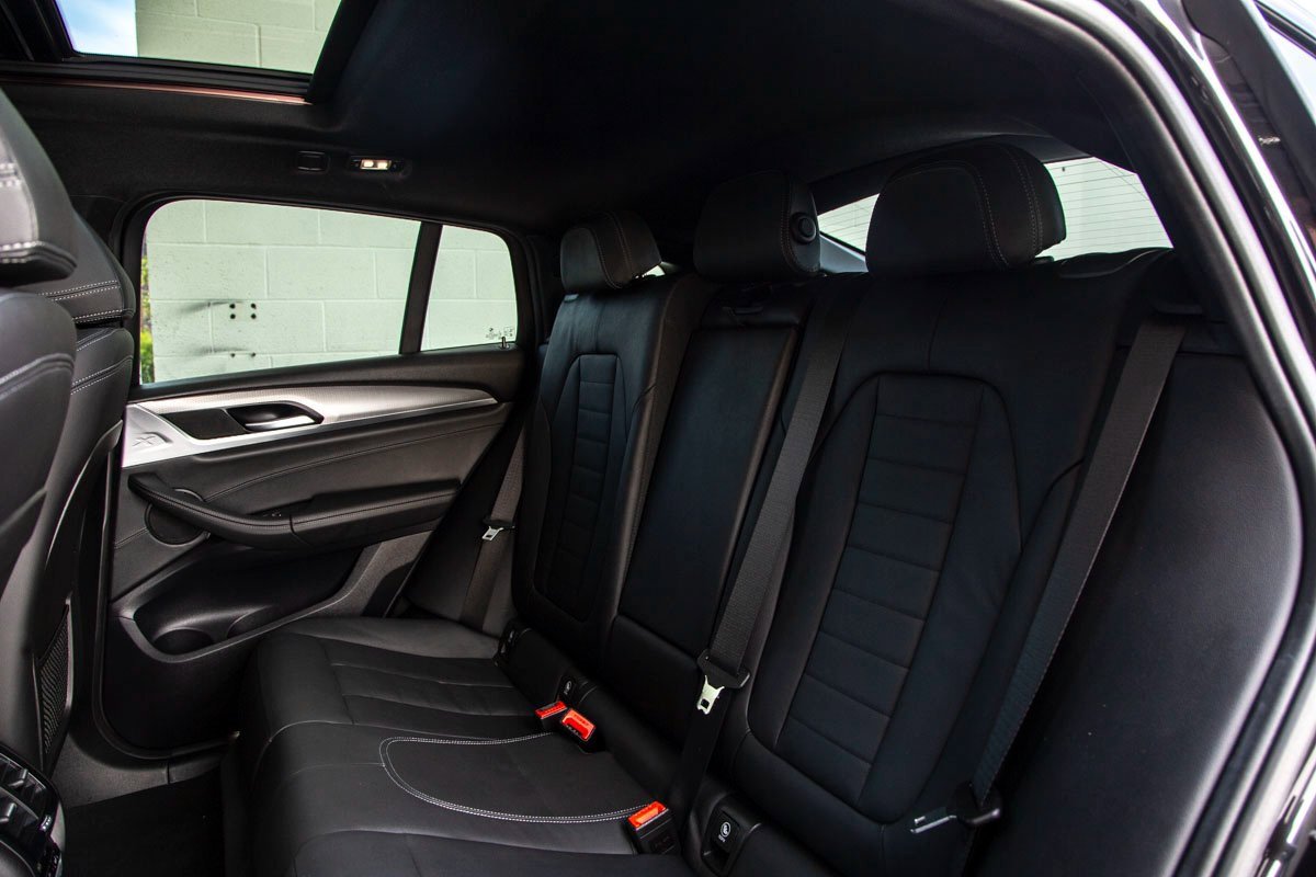 Used 2019 BMW X4 xDrive30i w/ M Sport Package 2 image 21