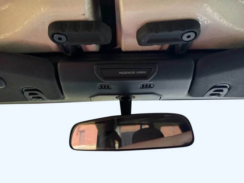 Used 2021 Jeep Wrangler Unlimited Sahara AWD/4WD image 23