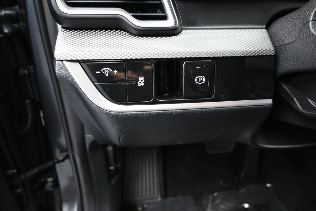 Used 2023 Kia Sportage LX AWD/4WD image 12