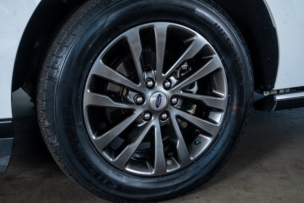 Used 2020 Ford Expedition Max Limited w/ Equipment Group 301A image 10