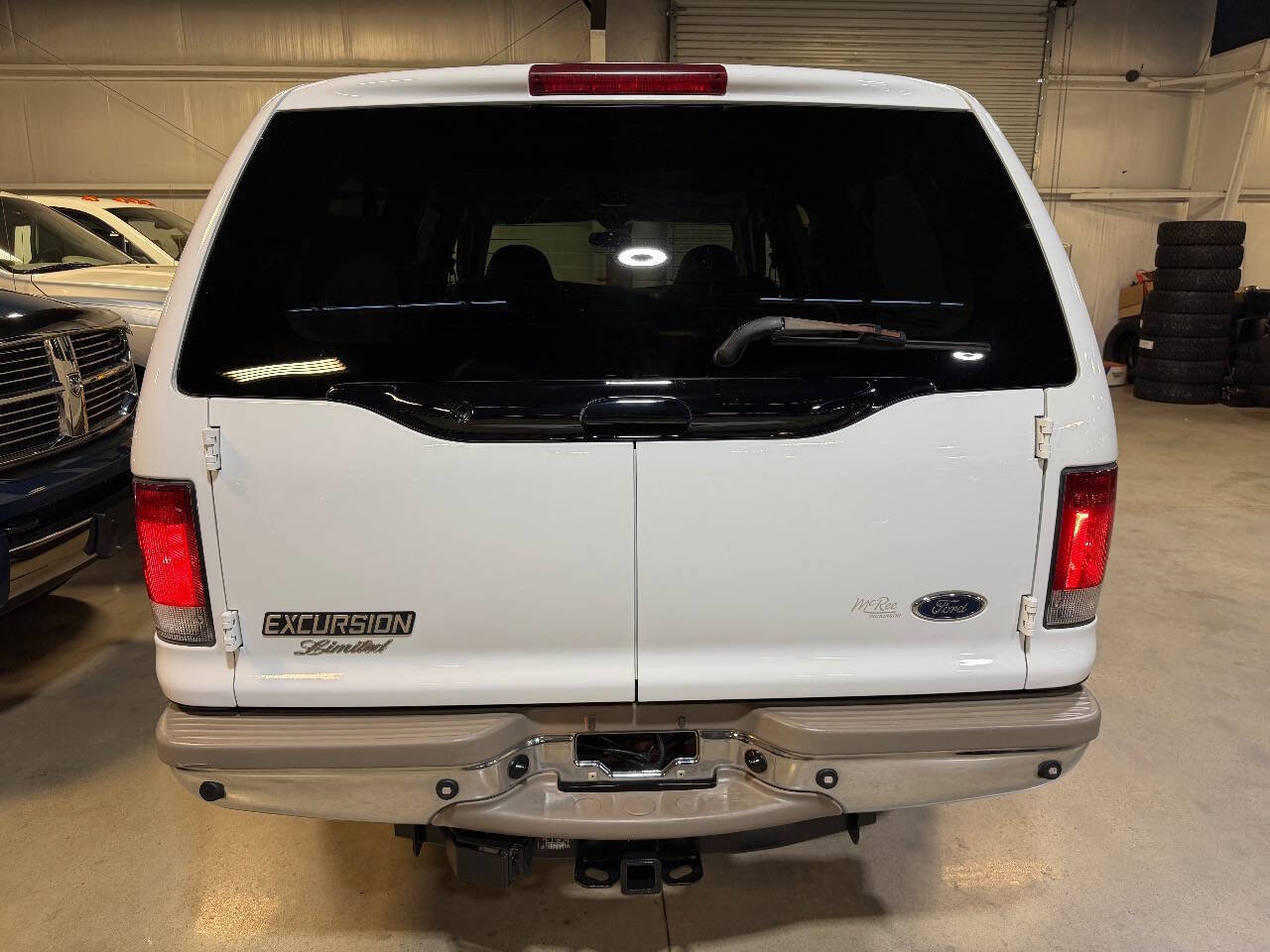 Used 2001 Ford Excursion Limited image 18