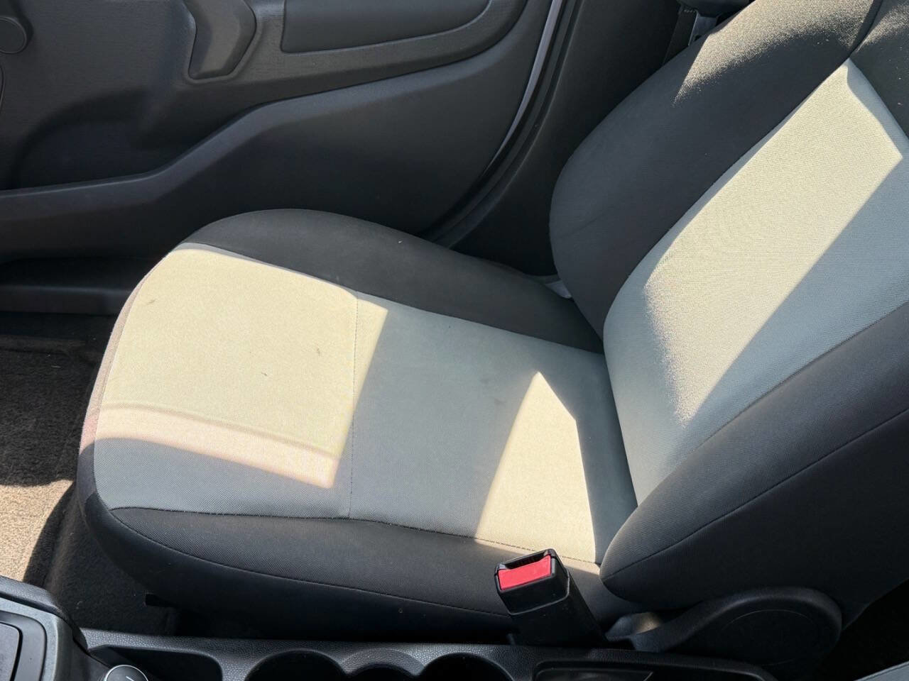 Used 2017 Ford Fiesta S FWD image 19