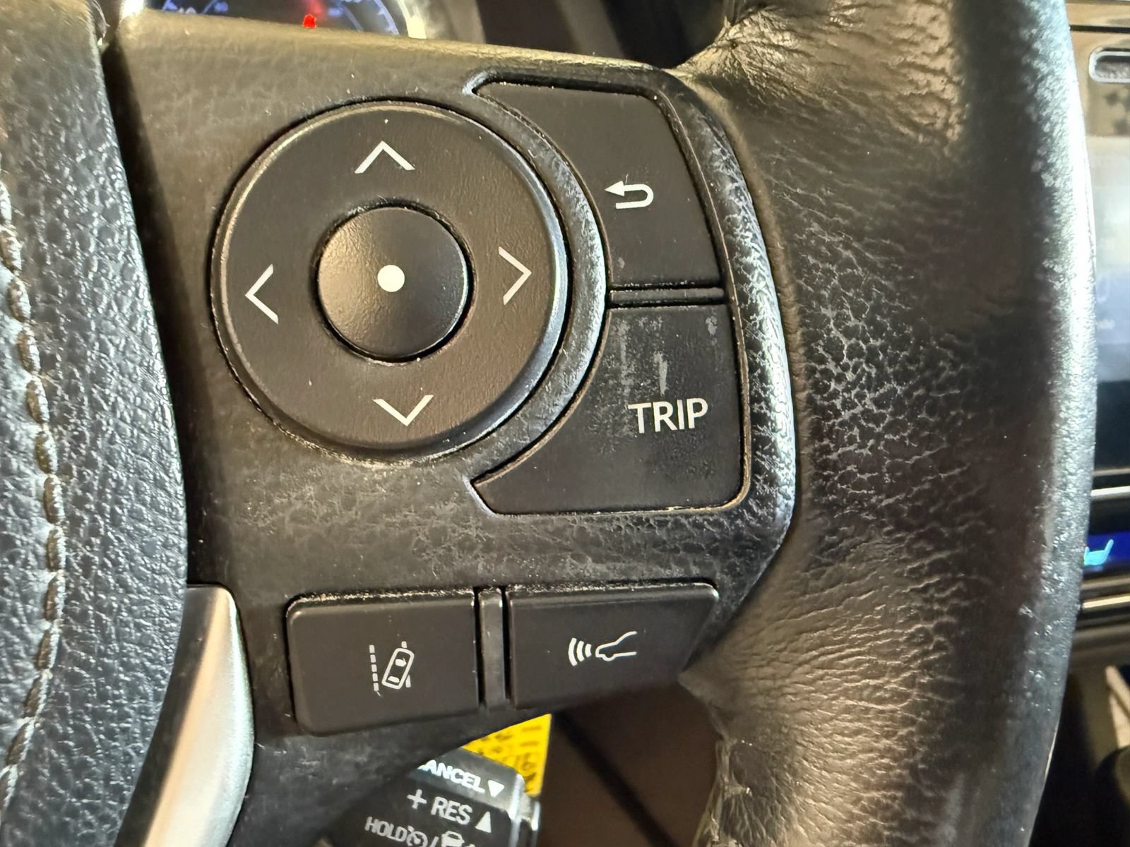 Used 2019 Toyota Corolla SE w/ Carpet Mat Package (TMS) FWD image 18