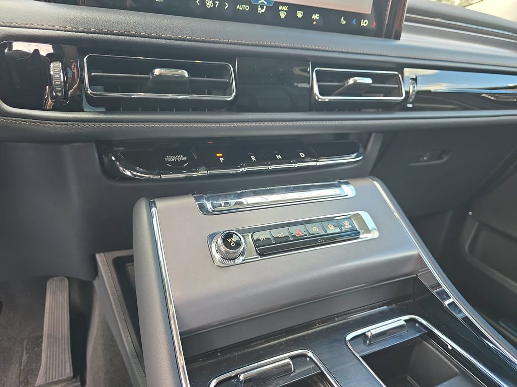 New 2026 Lincoln Aviator 2WD image 11