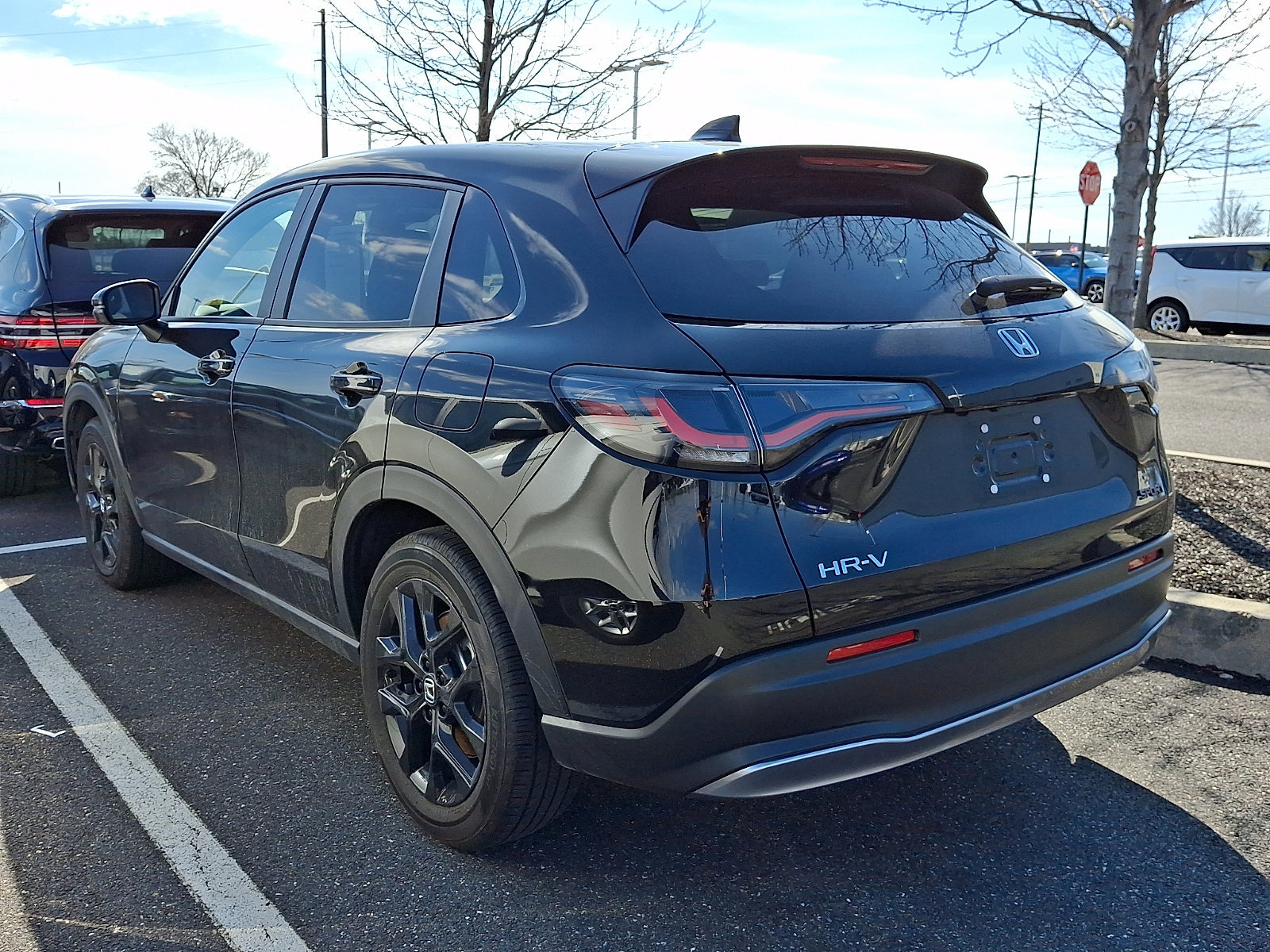 Used 2024 Honda HR-V Sport image 3