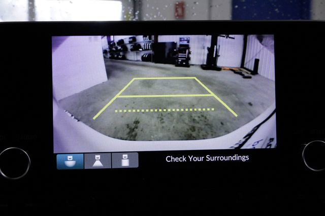 Certified 2023 Honda HR-V LX image 32