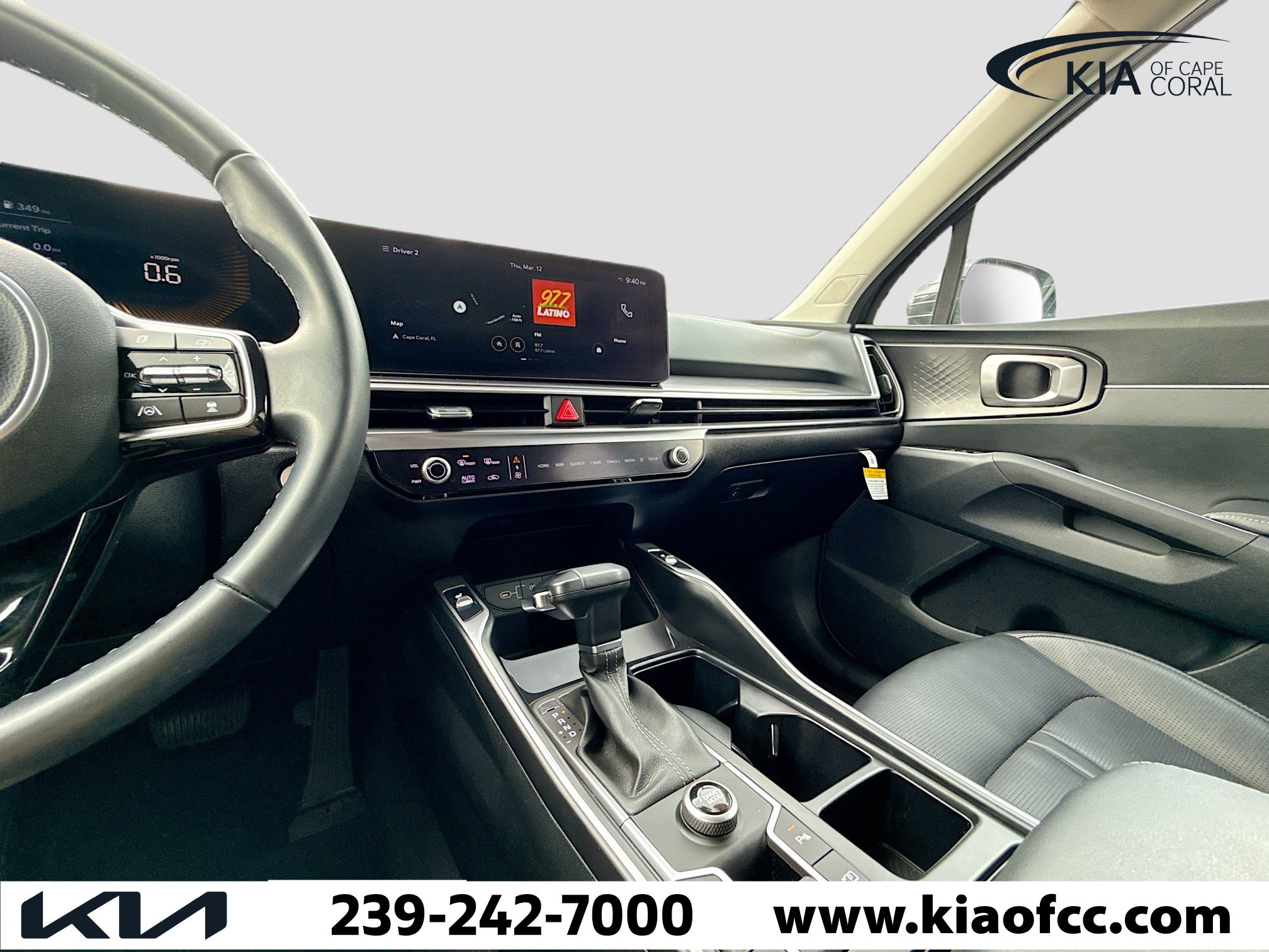 Certified 2025 Kia Sorento S image 27