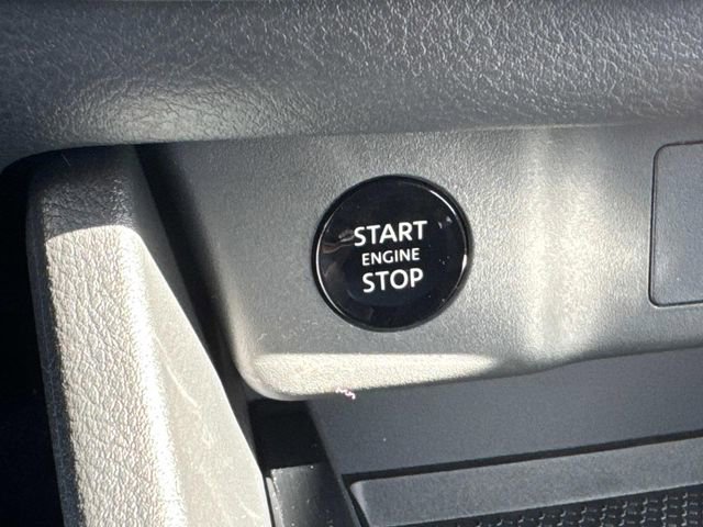 New 2026 Nissan Rogue S image 31