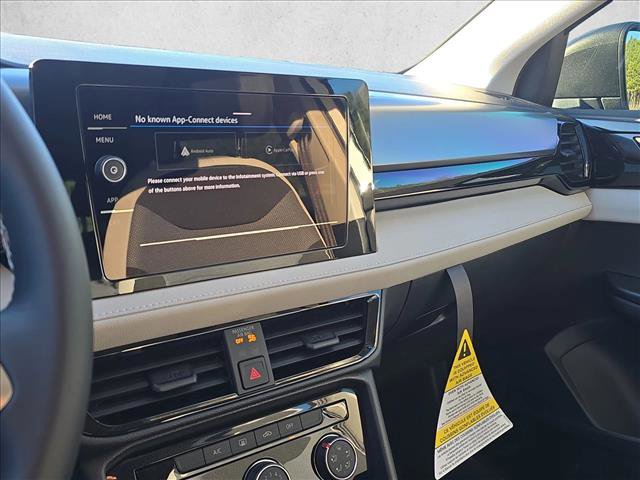 New 2026 Volkswagen Taos S image 13