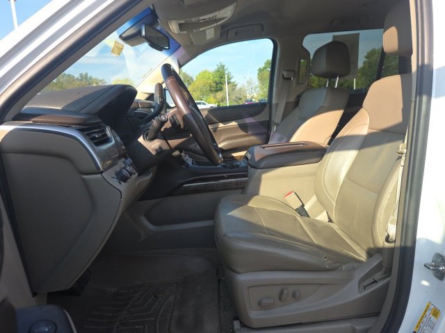 Used 2015 Chevrolet Tahoe LT w/ Luxury Package AWD/4WD image 27