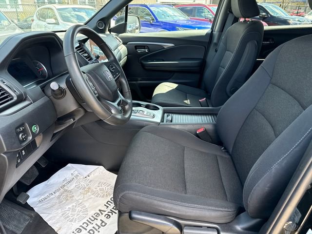 Used 2021 Honda Passport Sport image 3