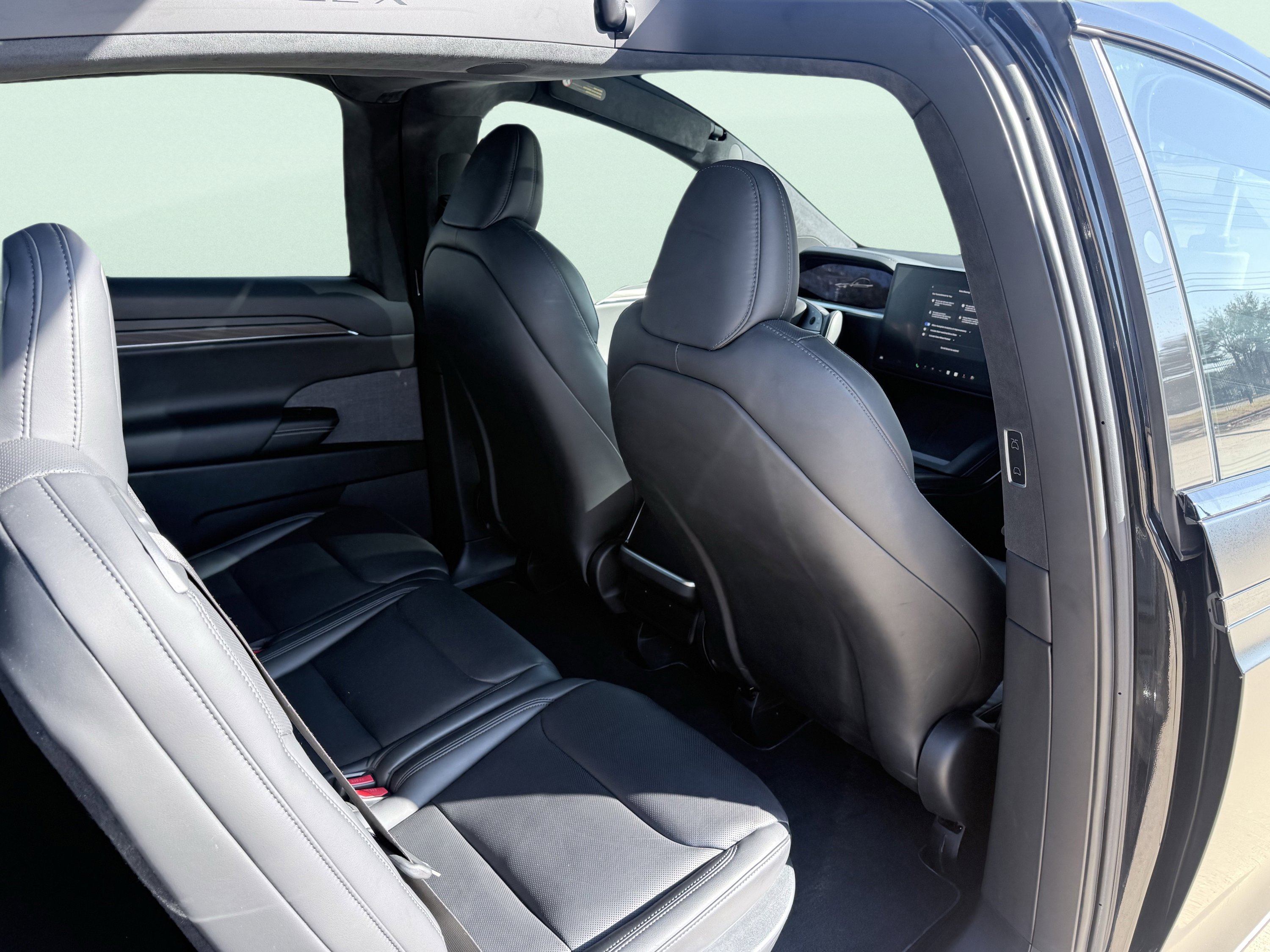 Used 2024 Tesla Model X Long Range image 50
