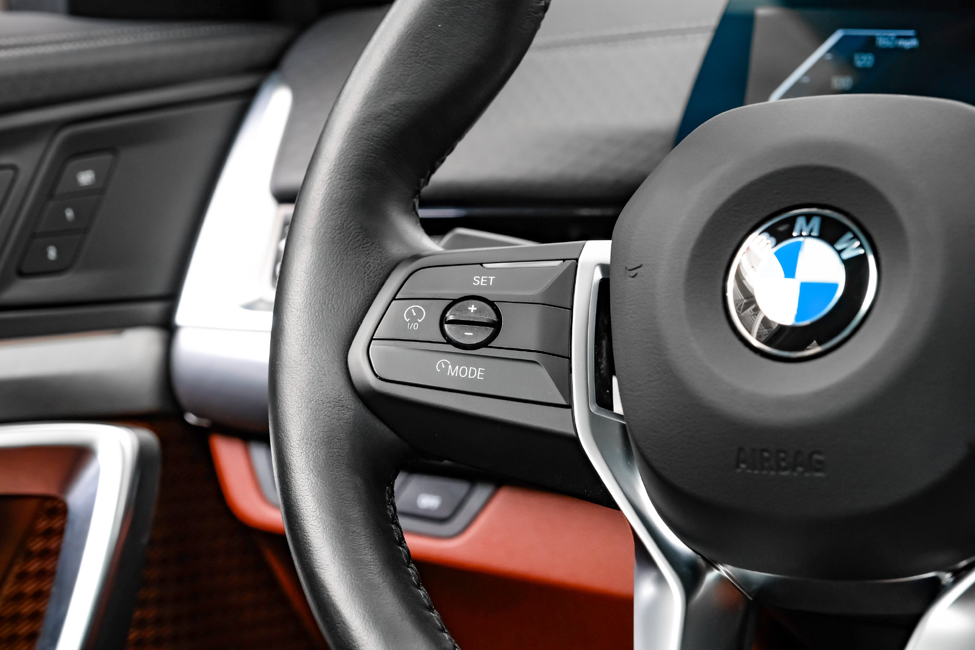 Used 2026 BMW X2 xDrive28i w/ Technology Package AWD/4WD image 21