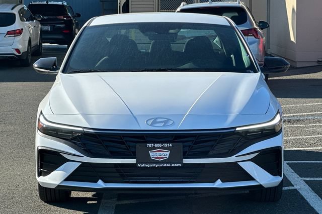 Certified 2026 Hyundai Elantra Sport FWD image 3