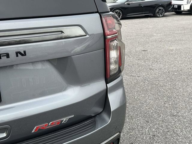 Used 2022 Chevrolet Suburban RST image 30