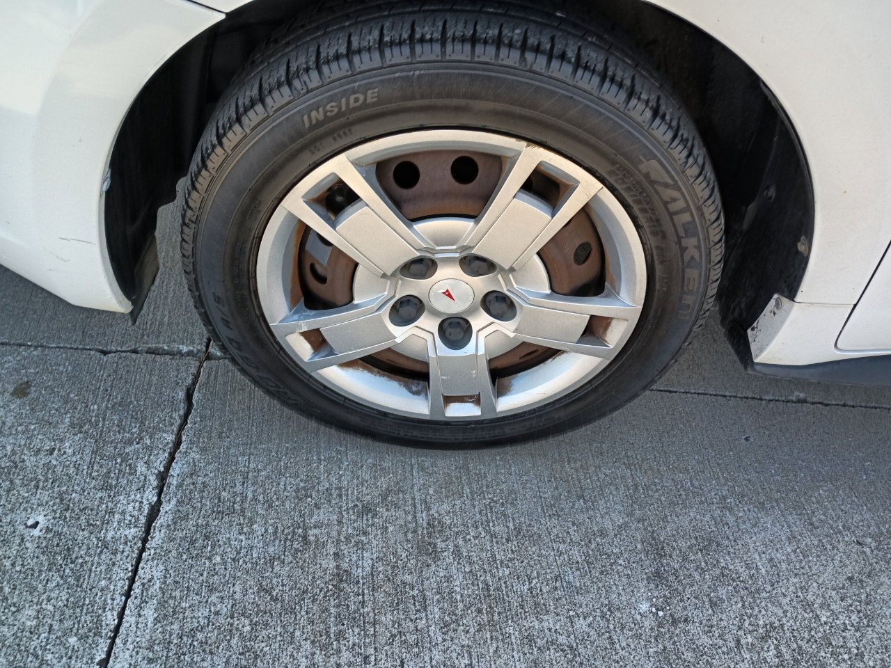 Used 2009 Pontiac Vibe 2.4L image 35