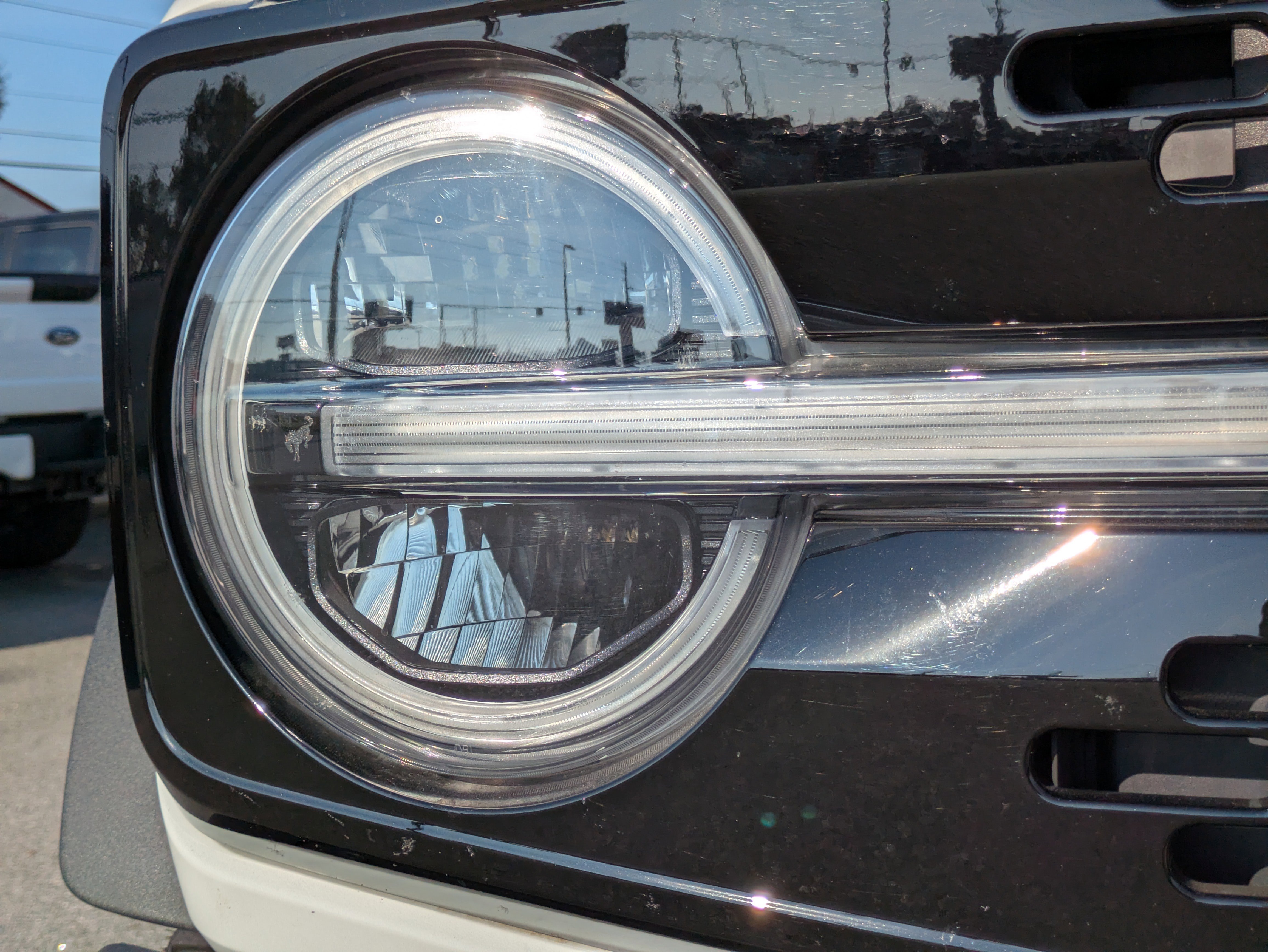 Used 2022 Ford Bronco Wildtrak image 9