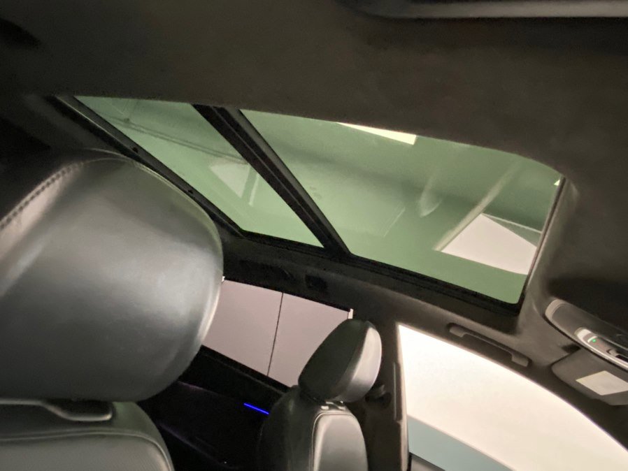 Used 2019 Audi Q8 Prestige AWD/4WD image 24