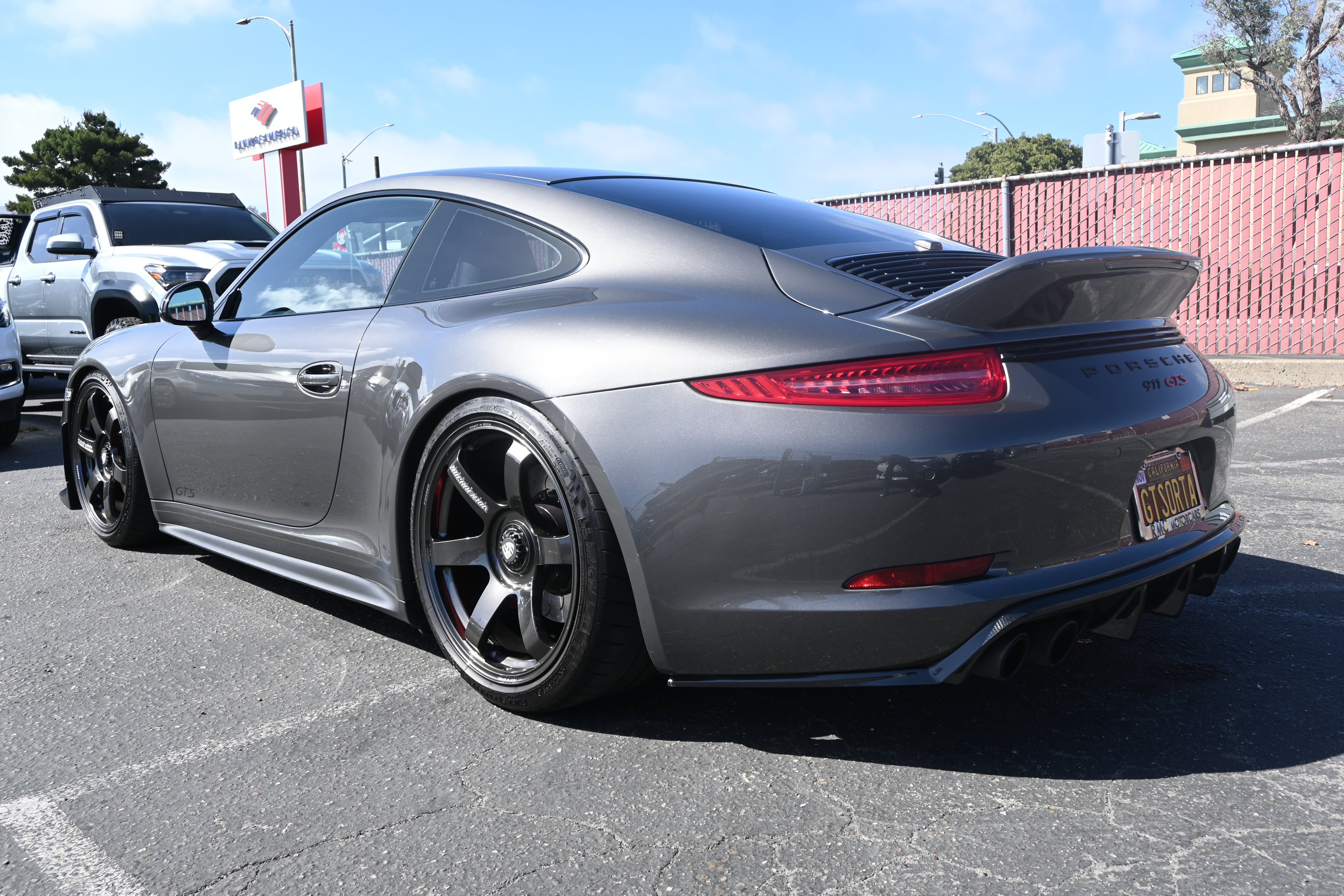 Used 2016 Porsche 911 Carrera GTS RWD image 10