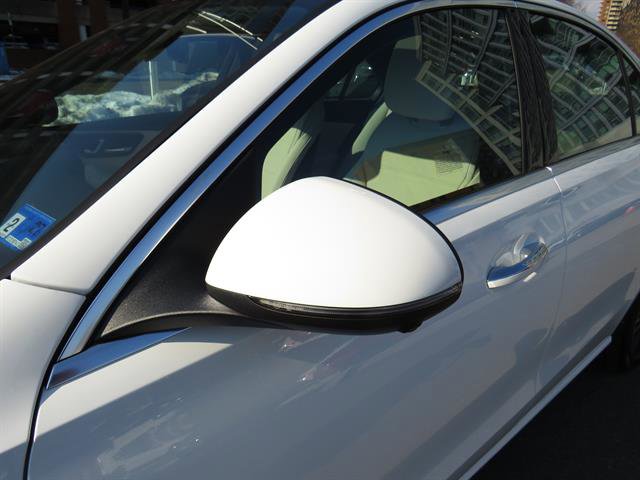 Used 2025 Mercedes-Benz C 300 4MATIC Sedan image 28