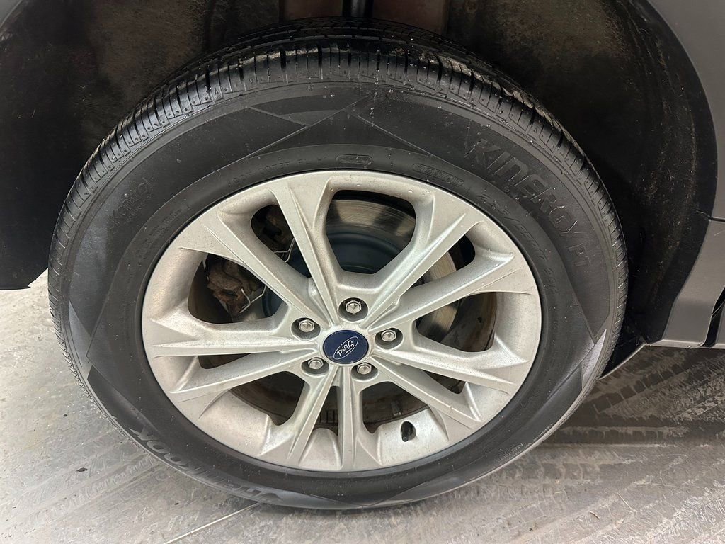 Used 2018 Ford Escape SE image 31