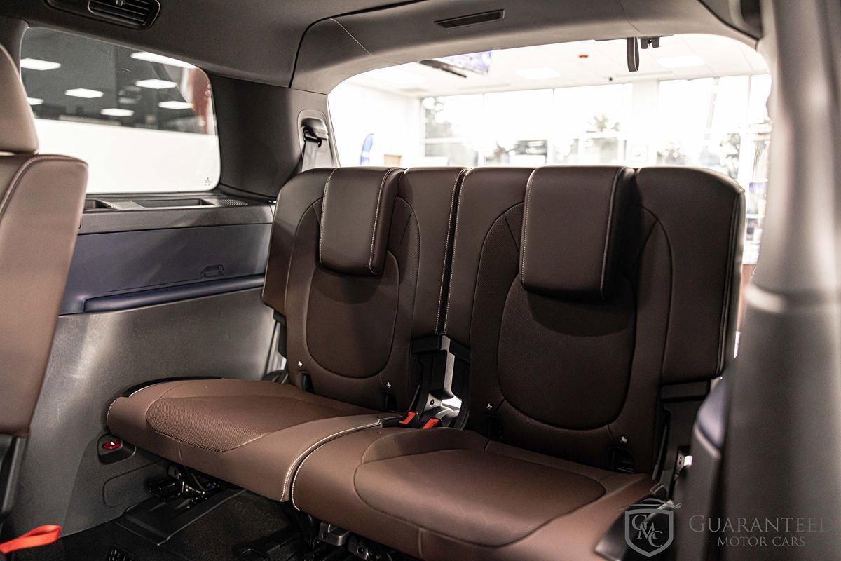 Used 2025 Volkswagen ID. Buzz Pro S RWD image 28