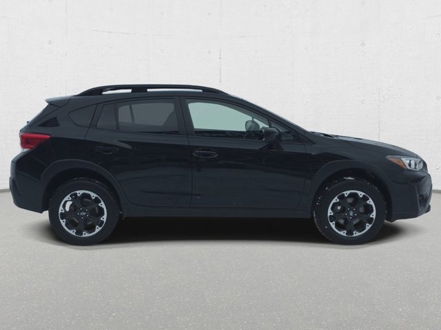 Used 2022 Subaru Crosstrek 2.0i Premium image 4