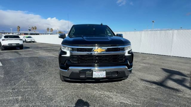 Certified 2025 Chevrolet Silverado 1500 LT w/ Leather Package image 3