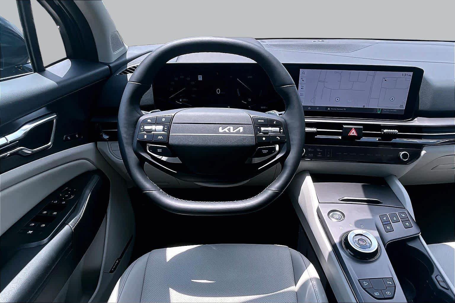 Certified 2026 Kia Sportage SX Prestige AWD/4WD image 6