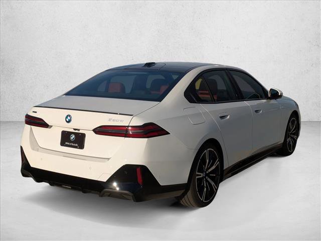 New 2026 BMW 550e xDrive image 2