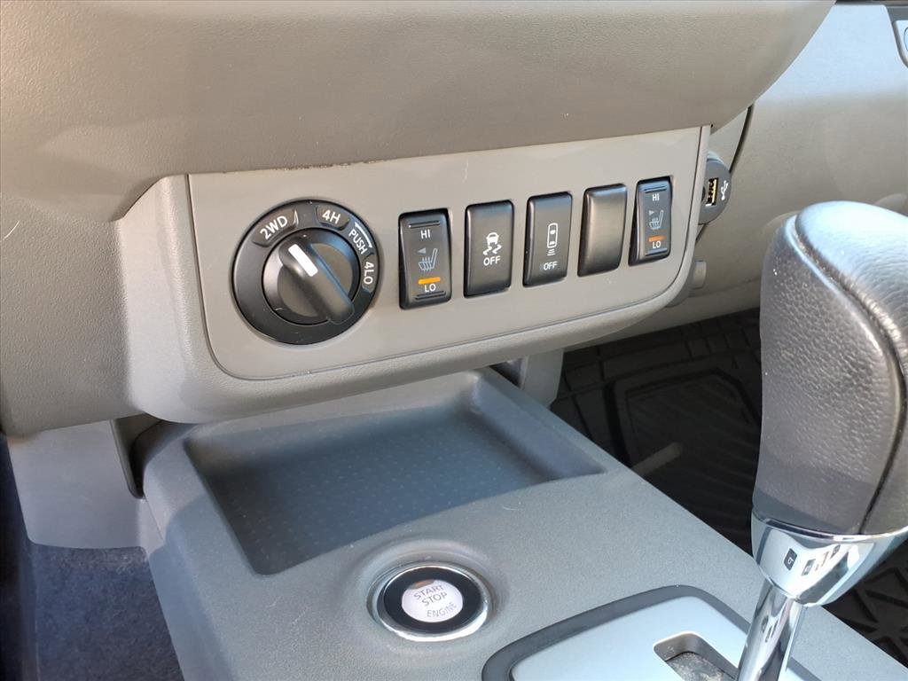 Used 2020 Nissan Frontier SV w/ Midnight Edition Floor Mats image 29