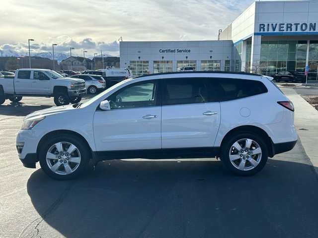 Used 2017 Chevrolet Traverse LT w/ Style and Technology Package image 21
