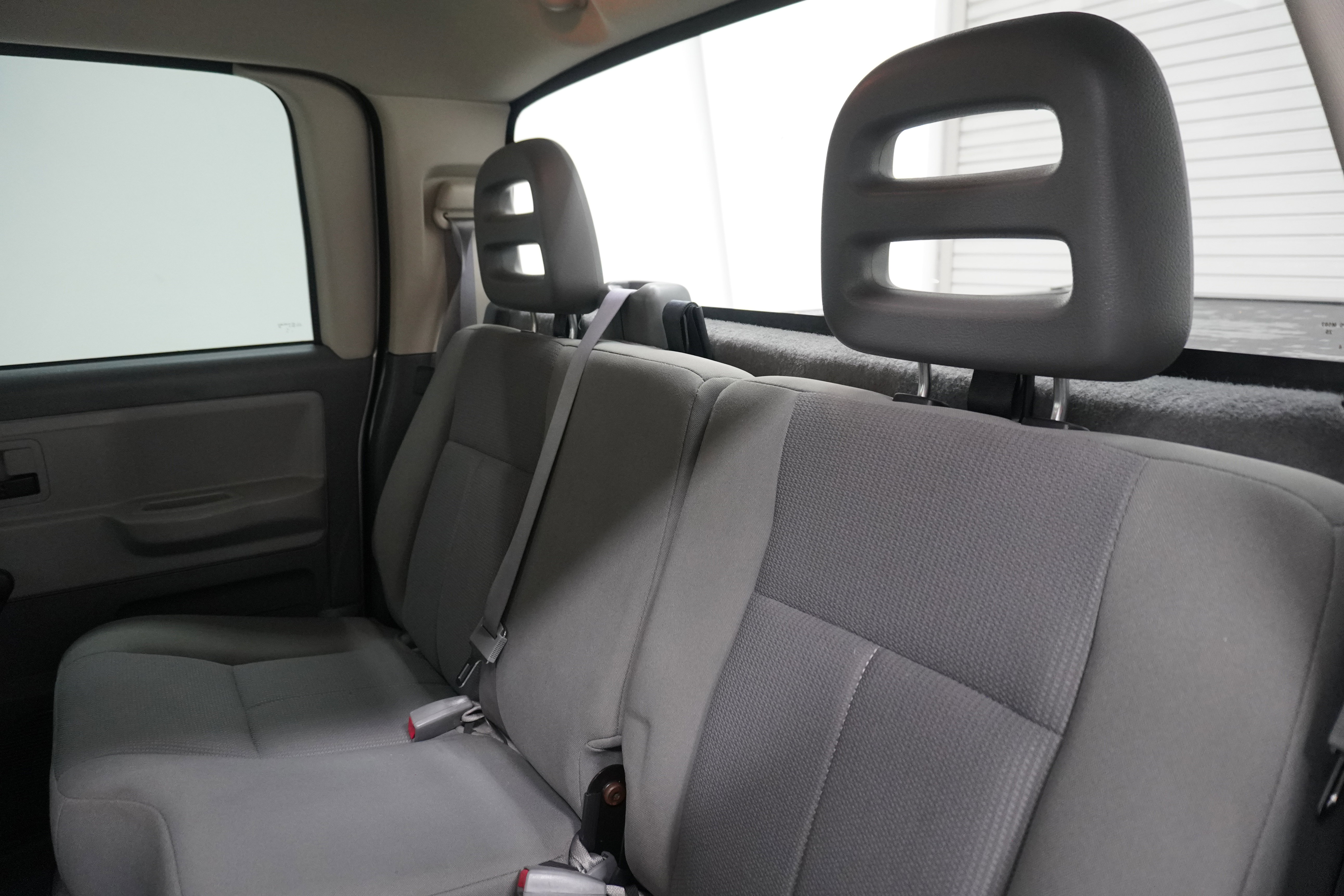 Used 2006 Dodge Dakota ST image 13