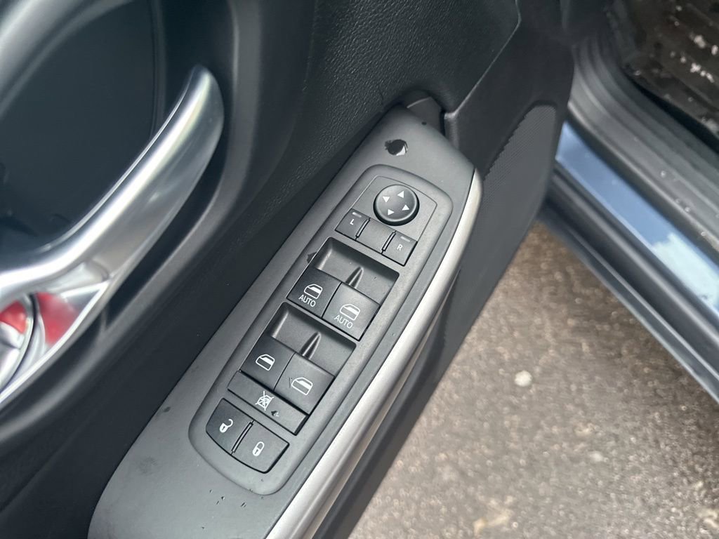 Used 2021 Jeep Cherokee Latitude Lux image 10