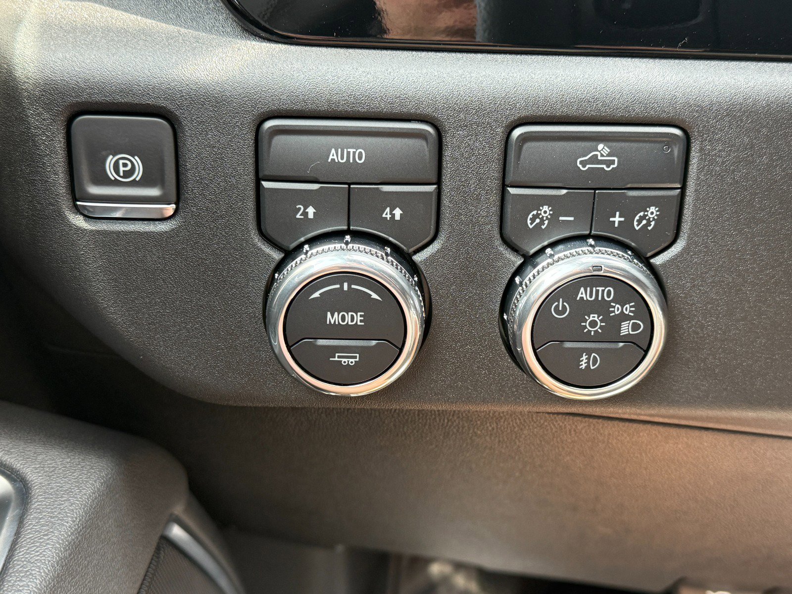 New 2026 GMC Sierra 1500 Elevation image 28