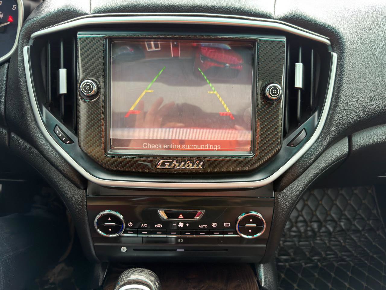Used 2016 Maserati Ghibli RWD image 22