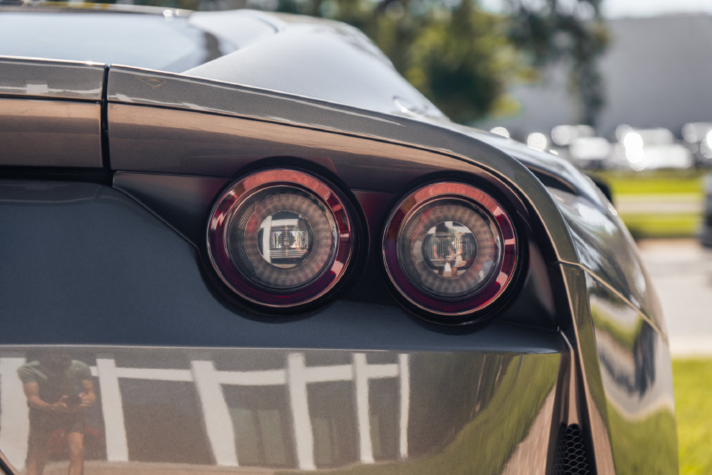 Used 2019 Ferrari 812 Superfast RWD image 11