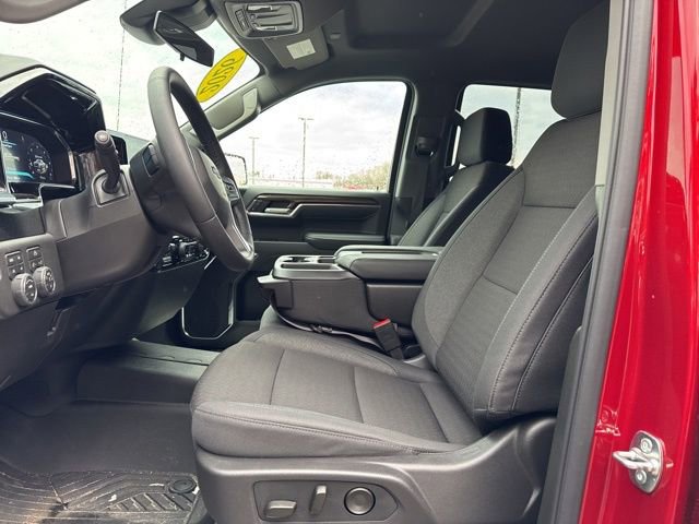 Used 2026 Chevrolet Silverado 1500 LT Trail Boss w/ LPO, Dark Essentials Package AWD/4WD image 19