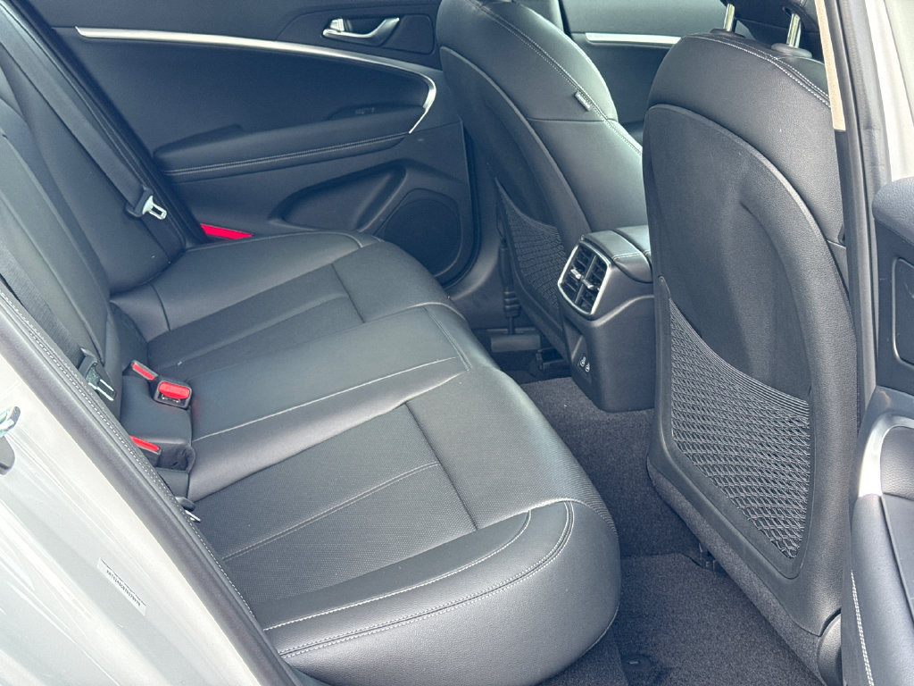 New 2026 Genesis G70 2.5T RWD image 15